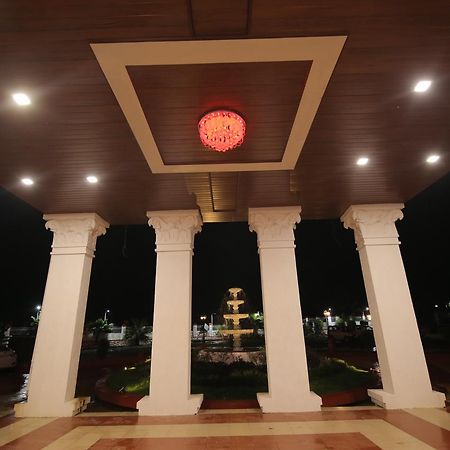 Saubhagya Inn International Lucknow Exterior photo