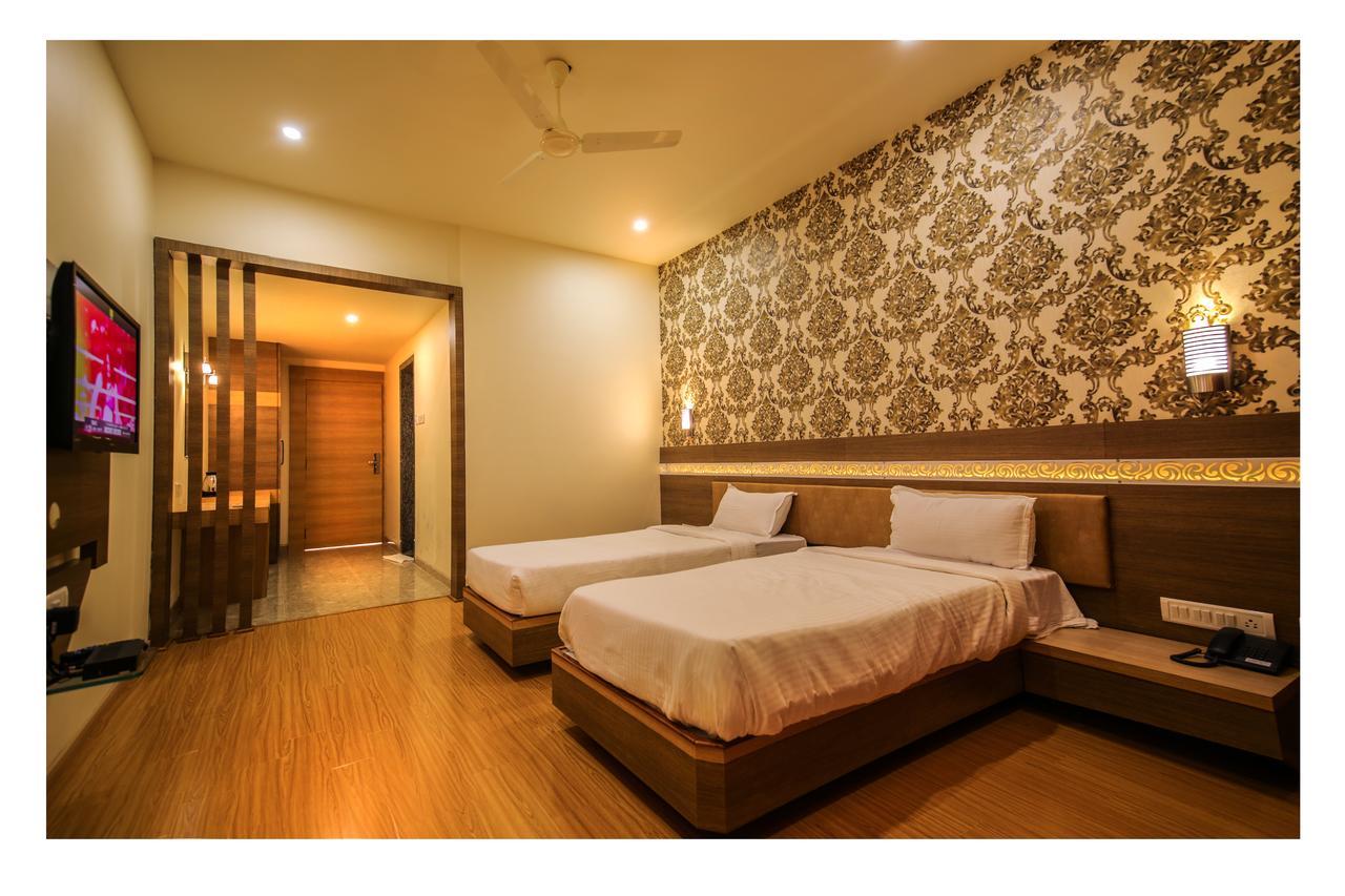 Saubhagya Inn International Lucknow Exterior photo
