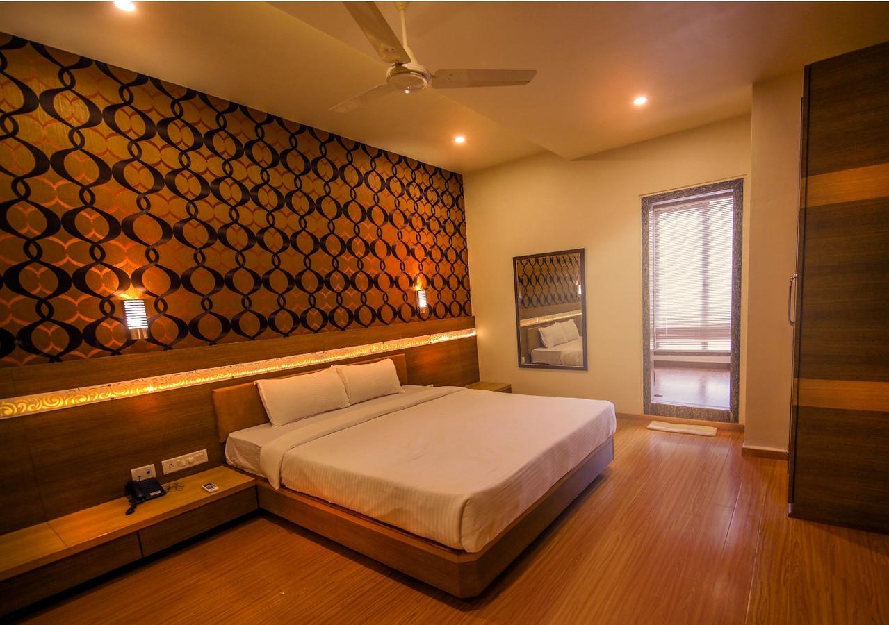 Saubhagya Inn International Lucknow Exterior photo