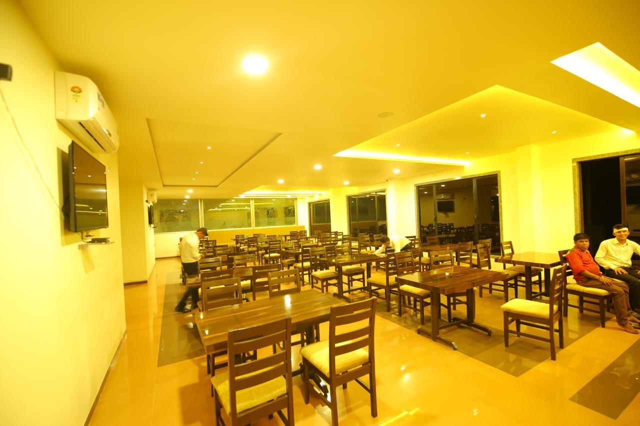 Saubhagya Inn International Lucknow Exterior photo